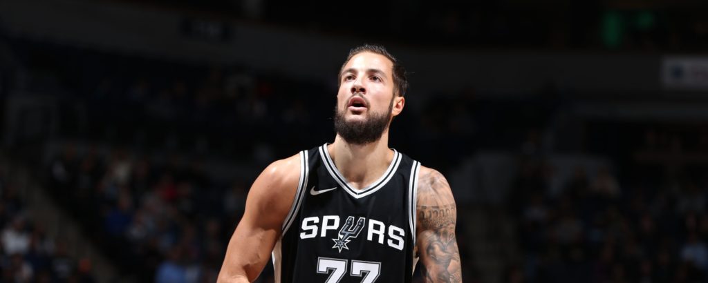 Joffrey Lauvergne sous le maillot des San Antonio Spurs