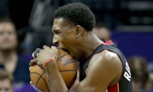 NBA – Josh Richardson prend une des expulsions les plus étranges de l&rsquo;année