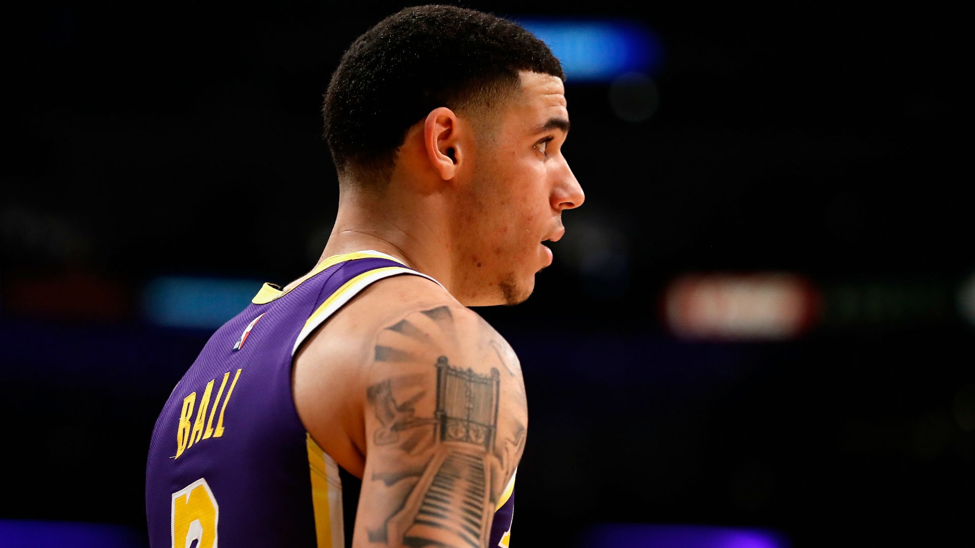 En plus d'une lourde défaite hier soir à Denver, les Lakers ont perdu Lonzo Ball, sorti à la mi-temps à la suite d'une entorse à la cheville