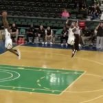 NCAA – Un joueur pose un dunk dans son propre panier