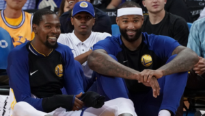 NBA – DeMarcus Cousins met un énorme poster à Kevin Durant !