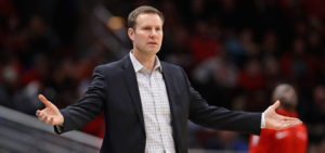 NBA – Fred Hoiberg prend la porte !