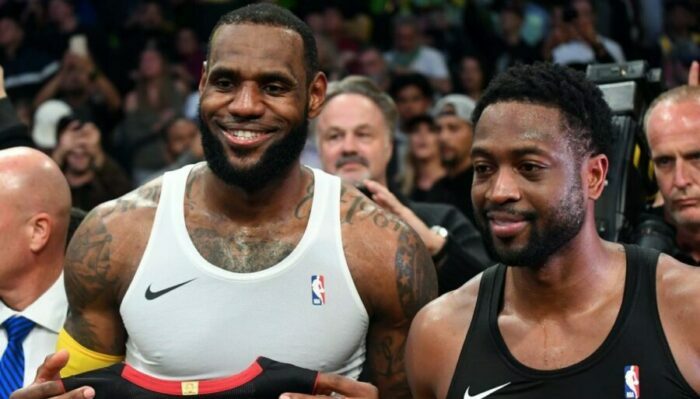 Les deux amis Dwyane Wade et LeBron James se séparent sur la plus belle des notes.