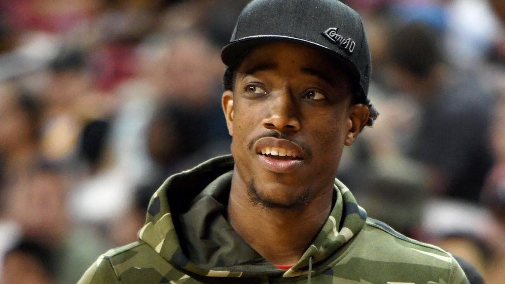 Depuis son arrivée dans le Texas, la mère de DeMar DeRozan lui mène la vie dure car elle rêve de rencontrer Gregg Popovich