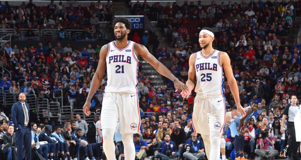 Joel Embiid et Ben Simmons marquent l'histoire de leur franchise en battant un record vieux de 1960