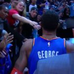 NBA – Quand deux fans veulent la paire de chaussures de Paul George
