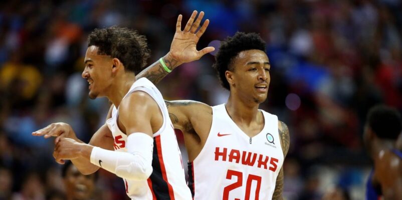 Trae Young et John Collins sous le maillot des Hawks