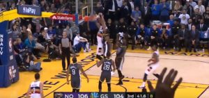 NBA – Anthony Davis postérize Kevin Durant !
