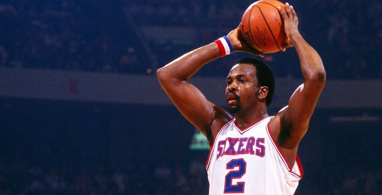 Les Sixers vont enfin retirer le maillot de Moses Malone, 24 ans après la fin de sa carrière