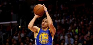 NBA – Stephen Curry réagit après avoir dépassé Ray Allen