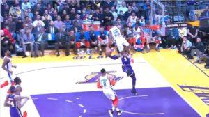 NBA – L’impressionnante chute de Terrance Ferguson !