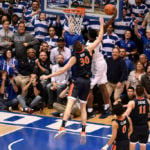 NCAA – La nouvelle séquence folle de Zion Williamson !