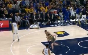 NBA – Stephen Curry glisse (encore) !