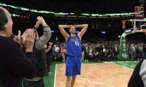 NBA – Quand tout le TD Garden veut un panier de Dirk Nowitzki