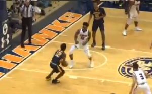 NCAA – Le poster hallucinant du top prospect NBA Ja Morant !