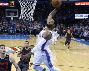NBA – Top 5 : Westbrook et PG détruisent l&rsquo;arceau des Blazers !