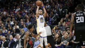 NBA – Nouveau record de rapidité pour Stephen Curry à 3 points