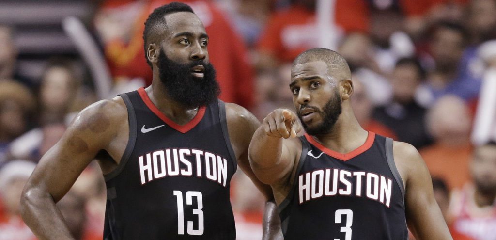 Après la défaite des Rockets hier soir, James Harden et Chris Paul n'ont pas été tendres envers l'arbitrage