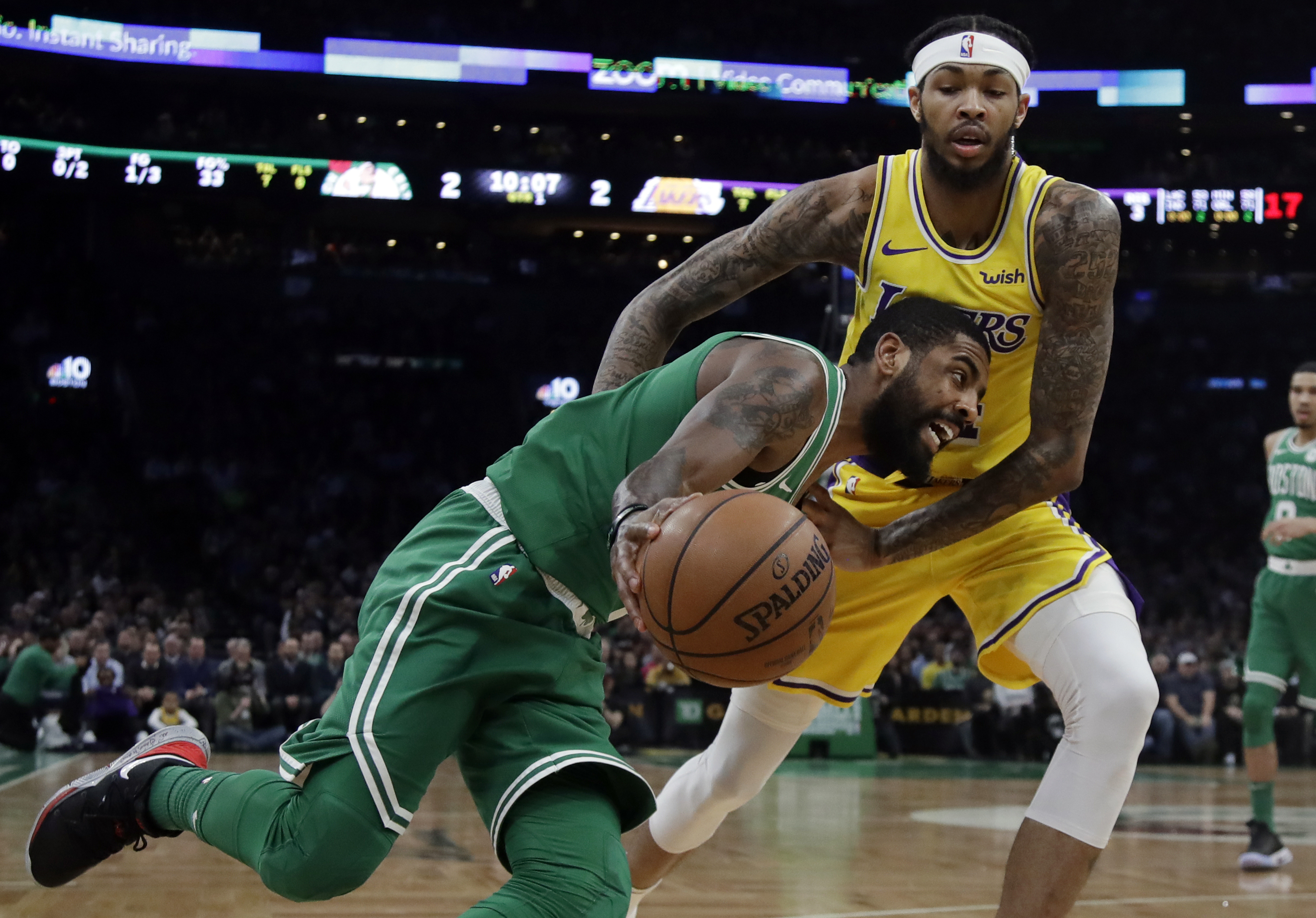Brad Stevens et Kyrie Irving sont restés très fair-play envers les Lakers après la défaite des Celtics cette nuit