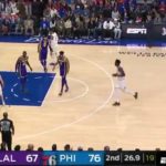 NBA – La défense insolente de LeBron sur Ben Simmons