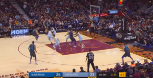 NBA – Luka Doncic vole le move préféré de James Harden !