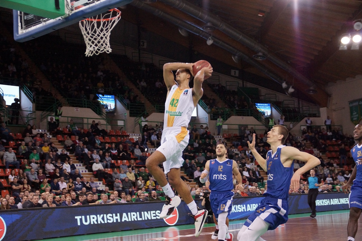 Première victoire lors du Top 16 pour le CSP