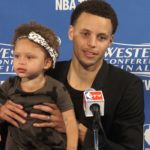 NBA – Stephen Curry regrette d&rsquo;avoir exposé sa fille en 2015