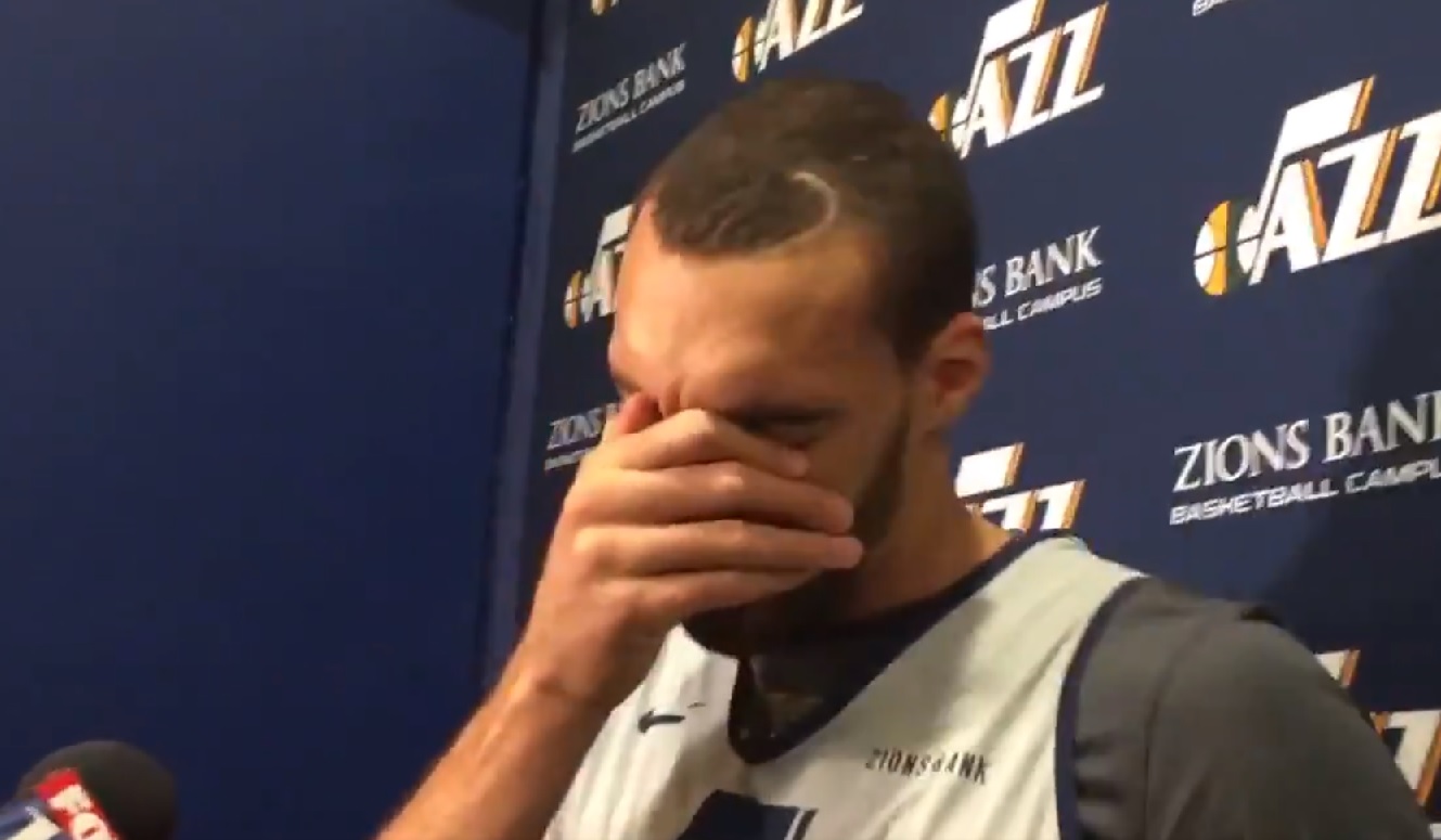 Rudy Gobert pleure