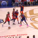 NBA – Top 5 : Jrue Holiday humilie un rookie !
