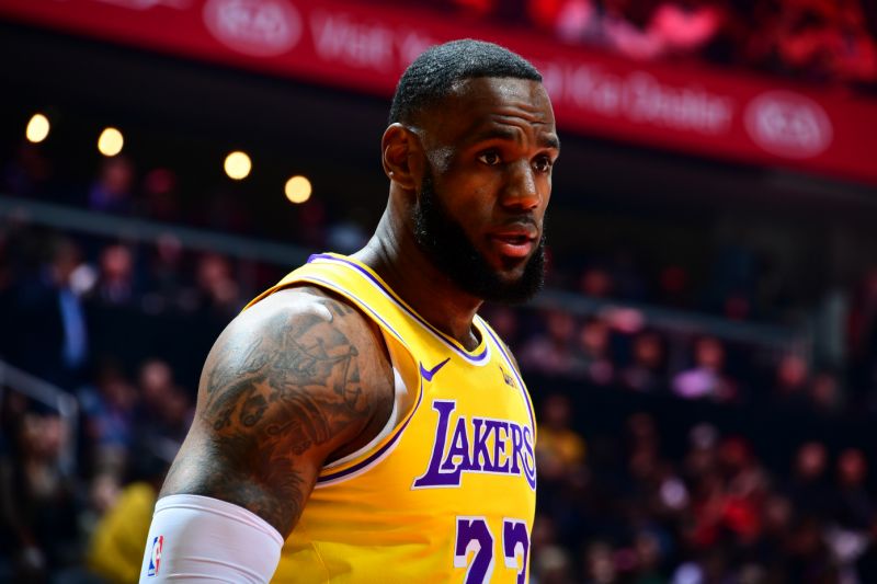 LeBron James sous le maillot des Lakers