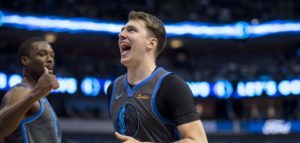 NBA – Le tir ultra-longue distance de Luka Doncic