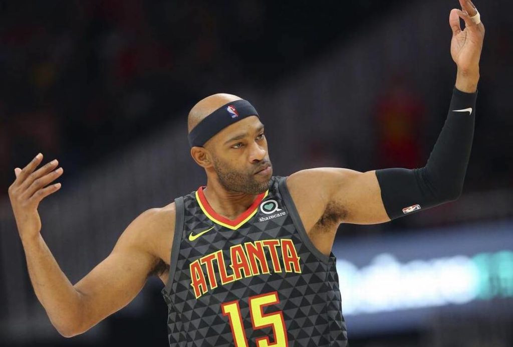 Vince Carter a besoin d'un peu d'aide pour tenir le coup