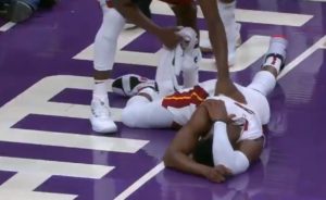 NBA – Grosse frayeur pour Dwyane Wade sur une chute spectaculaire
