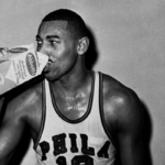 NBA – Des highlights rares et monstrueux de Wilt Chamberlain au contre refont surface !