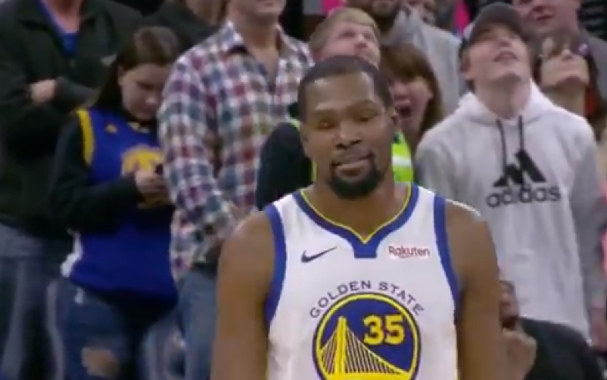 Kevin Durant pendant une fin de match face à Minnesota