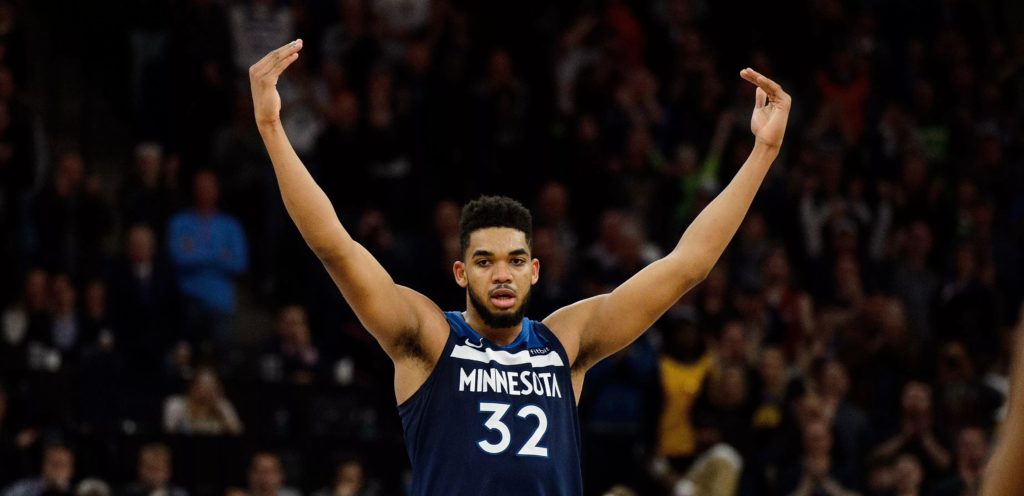 Avec un 5ème match à plus de 40 points avec les Wolves, Karl-Anthony Towns a passé Kevin Garnett dans cette liste et grimpe sur le podium de l'histoire de la franchise