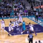 NBA – Nicolas Batum lâche un gros dunk sur Karl-Anthony Towns !