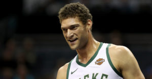 NBA – Brook Lopez bat un nouveau record pour un pivot