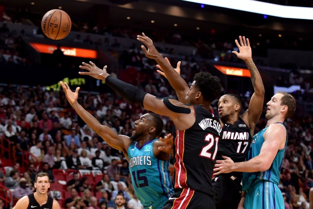 Kemba Walker et les Hornets face au Heat