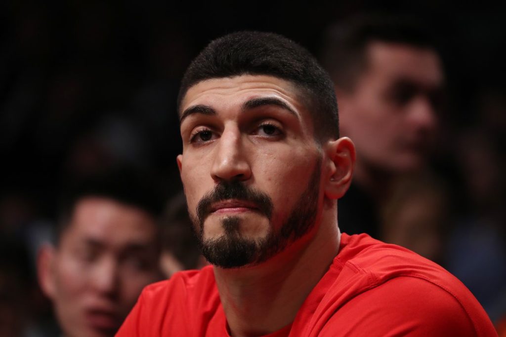 Enes Kanter empêché de jouer par la dictature