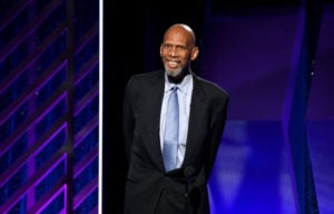 NBA – L’énorme somme récoltée par Kareem Abdul-Jabbar pour sa fondation