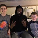 NBA – Kevin Durant surprend deux enfants dans leur chambre d’hôtel