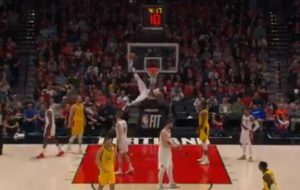 NBA – Le « contre » avec le pied de Moe Harkless