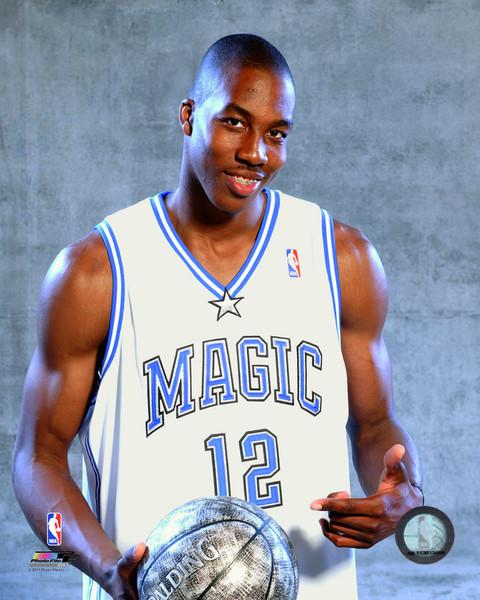 Dwight Howard, drafté en 1ère position, lors de son année rookie.