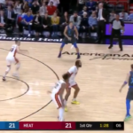NBA – La passe supersonique de Luka Doncic