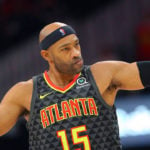 NBA – Vince Carter rejoint Kareem, Dirk et John Stockton dans l’histoire!