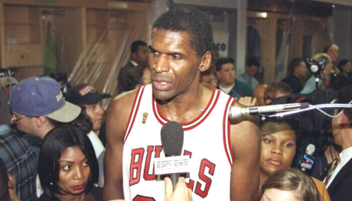 Robert Parish sous le maillot des Bulls