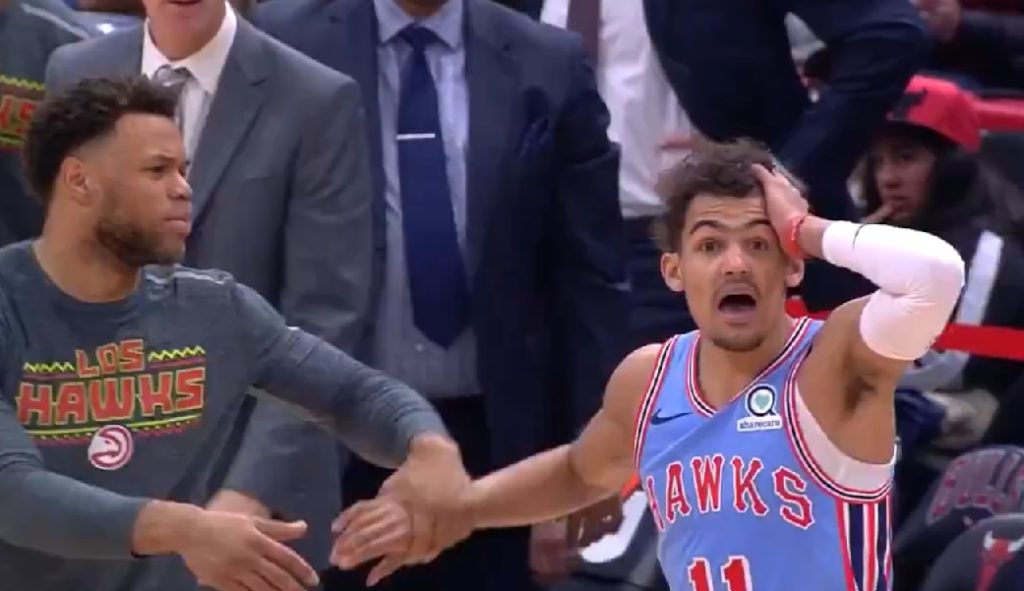 Trae Young choqué après son expulsion