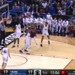 NCAA – Le nouveau contre démentiel de Zion Williamson