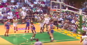 NBA – 30 avril 1992 : Shawn Kemp pose l’un des dunks les plus humiliants de l’histoire